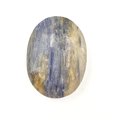 Kyanite Palm Stone – Energy Alignment, Calm & Throat Chakra Crystal, 80g