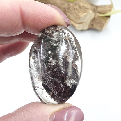 Mini Garden Quartz (Lodolite) Palm Stone – Manifestation, Clarity & Inner Journey Healing Crystal, 30g