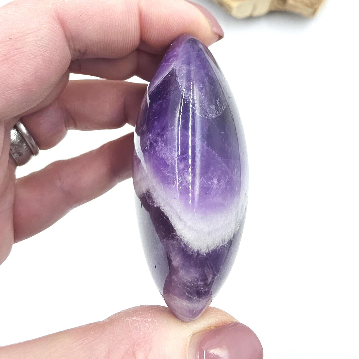 Dream Amethyst (Chevron) Palm Stone – Intuition, Calm & Spiritual Clarity Crystal, 105g