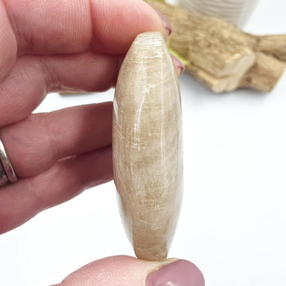 Blue Moonstone Palm Stone – Intuition, Emotional Balance & Crown Chakra Crystal, 65g