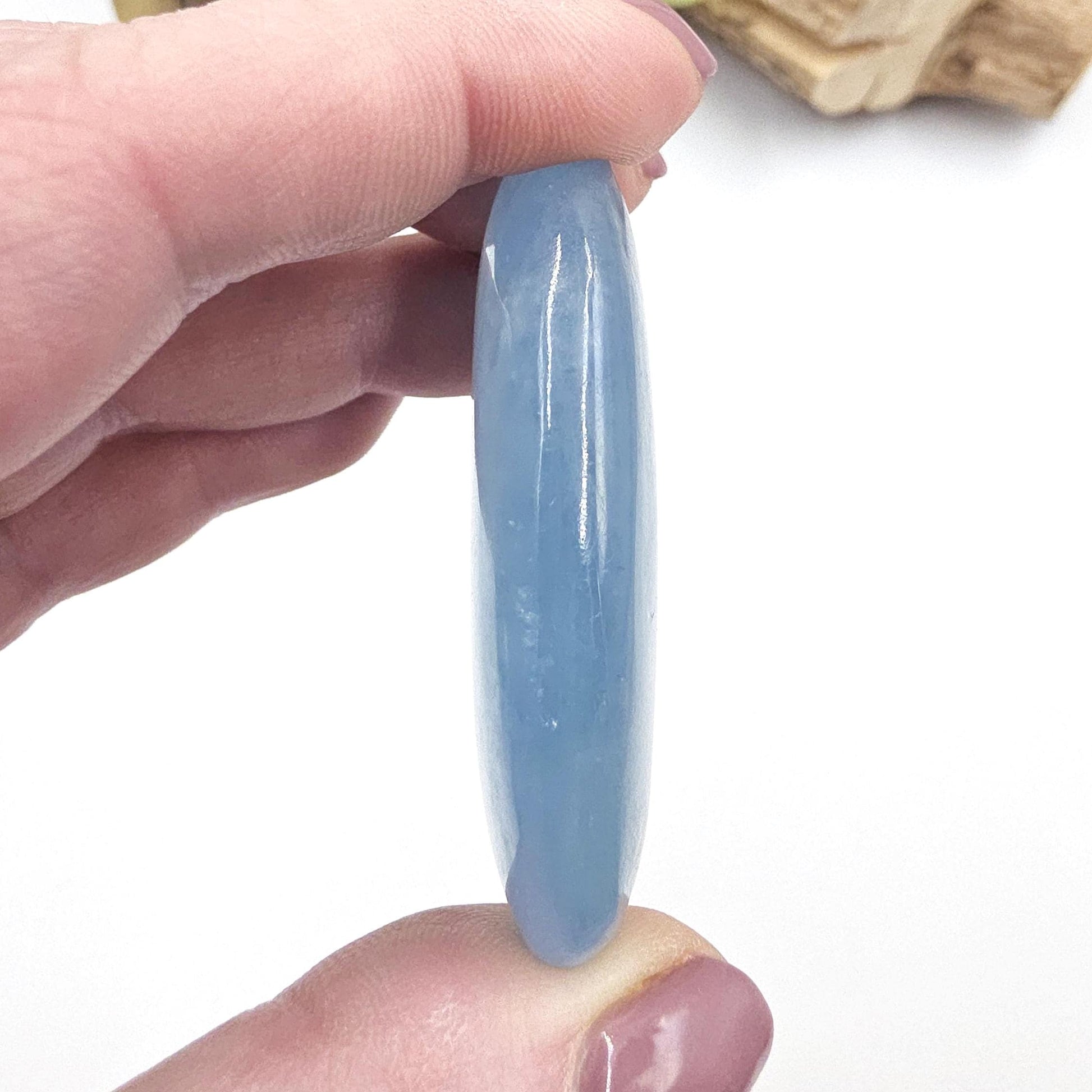 High Grade Aquamarine Palm Stone – Calm, Courage & Emotional Clarity Crystal, 45g