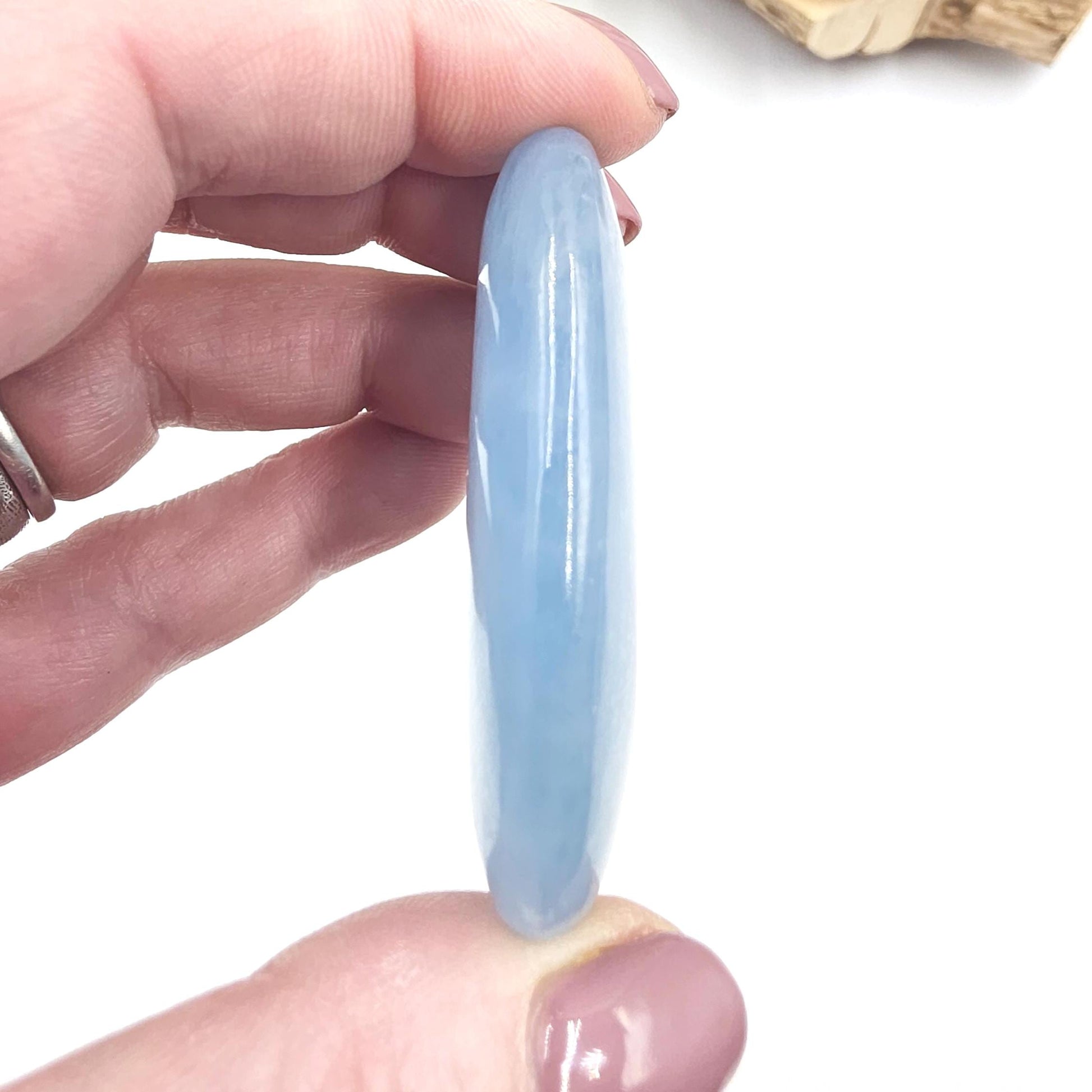 High Grade Aquamarine Palm Stone – Calm, Courage & Emotional Clarity Crystal, 45g