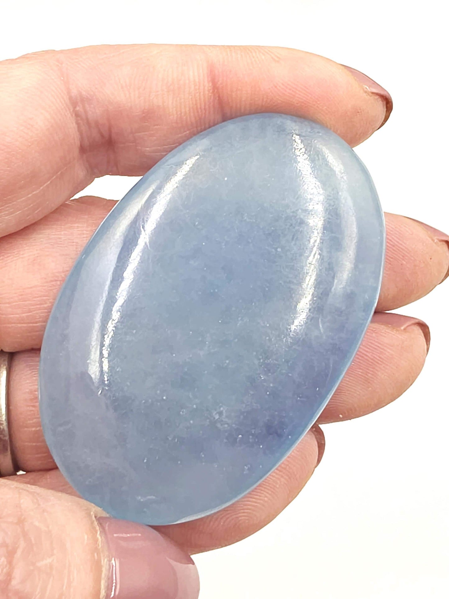 High Grade Aquamarine Palm Stone – Calm, Courage & Emotional Clarity Crystal, 45g