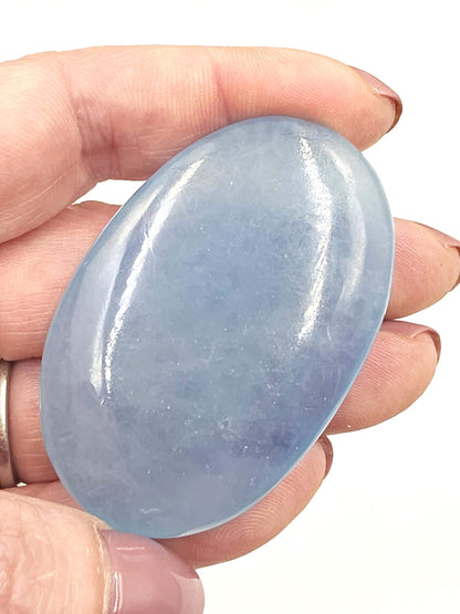 High Grade Aquamarine Palm Stone – Calm, Courage & Emotional Clarity Crystal, 45g