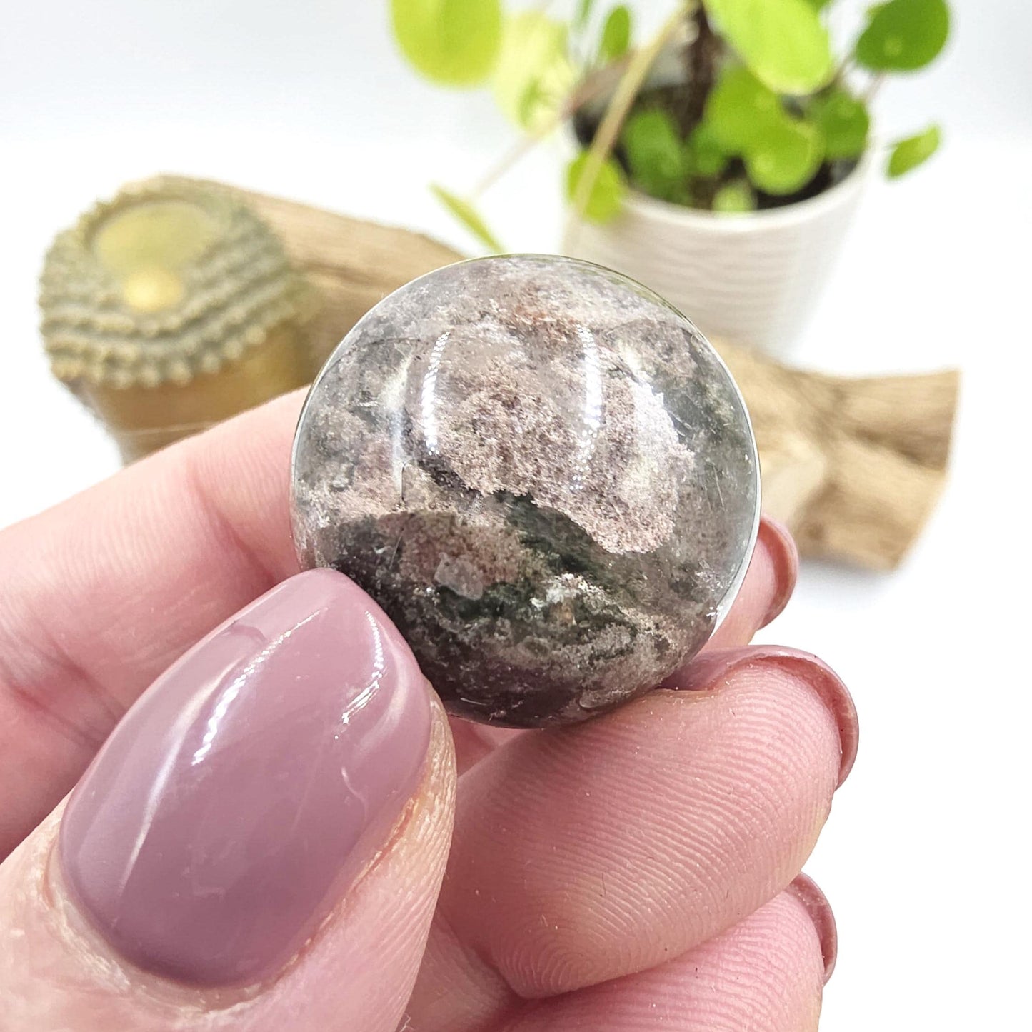 High Grade Garden Quartz (Lodolite) Sphere – Manifestation, Earth Wisdom & Rainbow Energy Crystal, 25mm