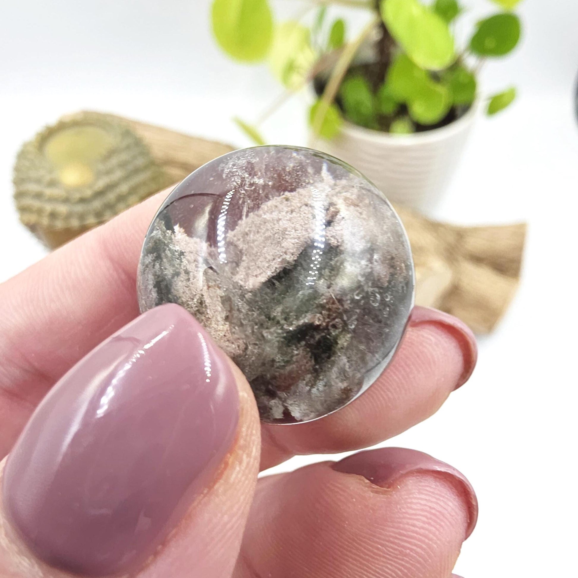 High Grade Garden Quartz (Lodolite) Sphere – Manifestation, Earth Wisdom & Rainbow Energy Crystal, 25mm