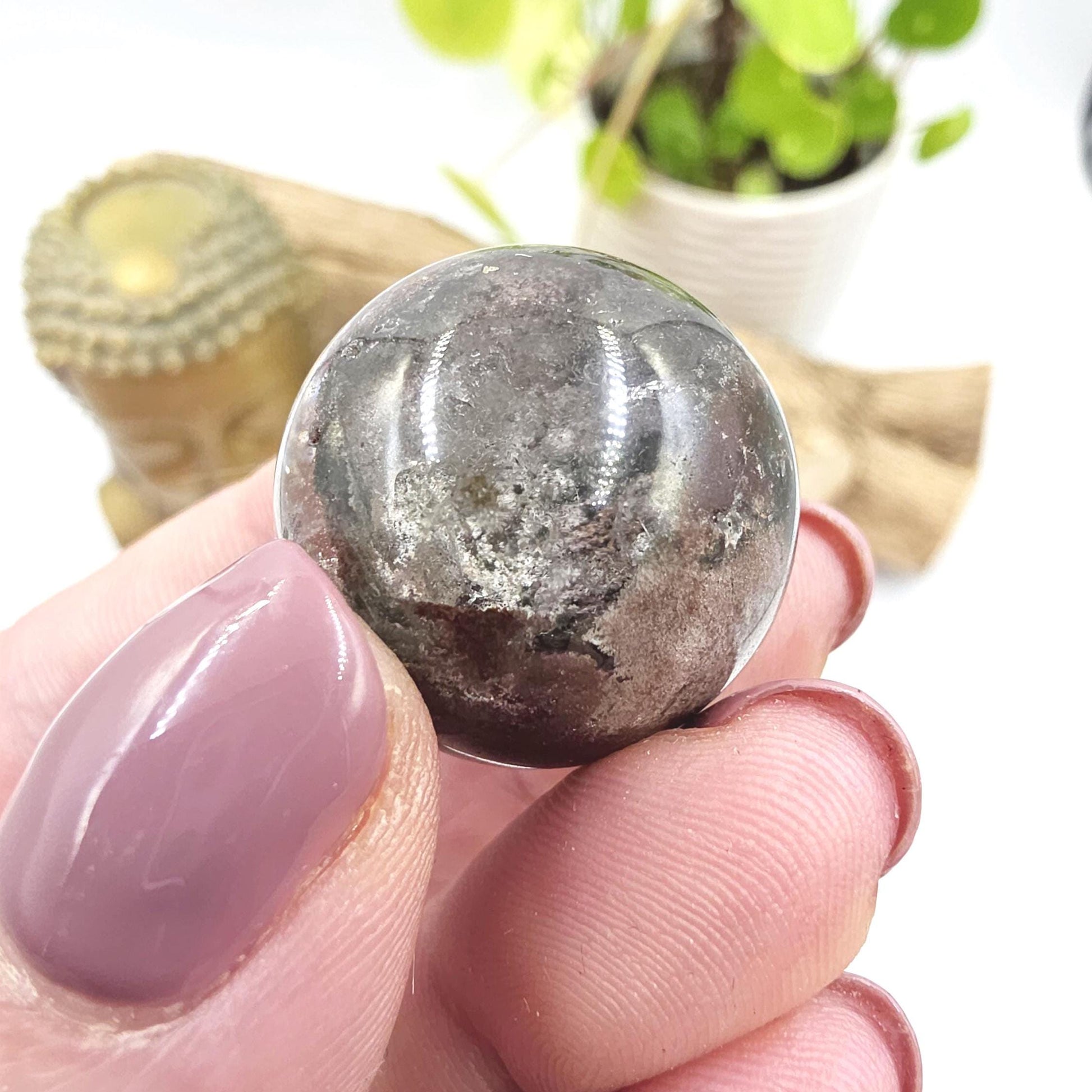 High Grade Garden Quartz (Lodolite) Sphere – Manifestation, Earth Wisdom & Rainbow Energy Crystal, 25mm