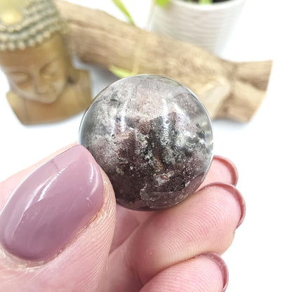 High Grade Garden Quartz (Lodolite) Sphere – Manifestation, Earth Wisdom & Rainbow Energy Crystal, 25mm