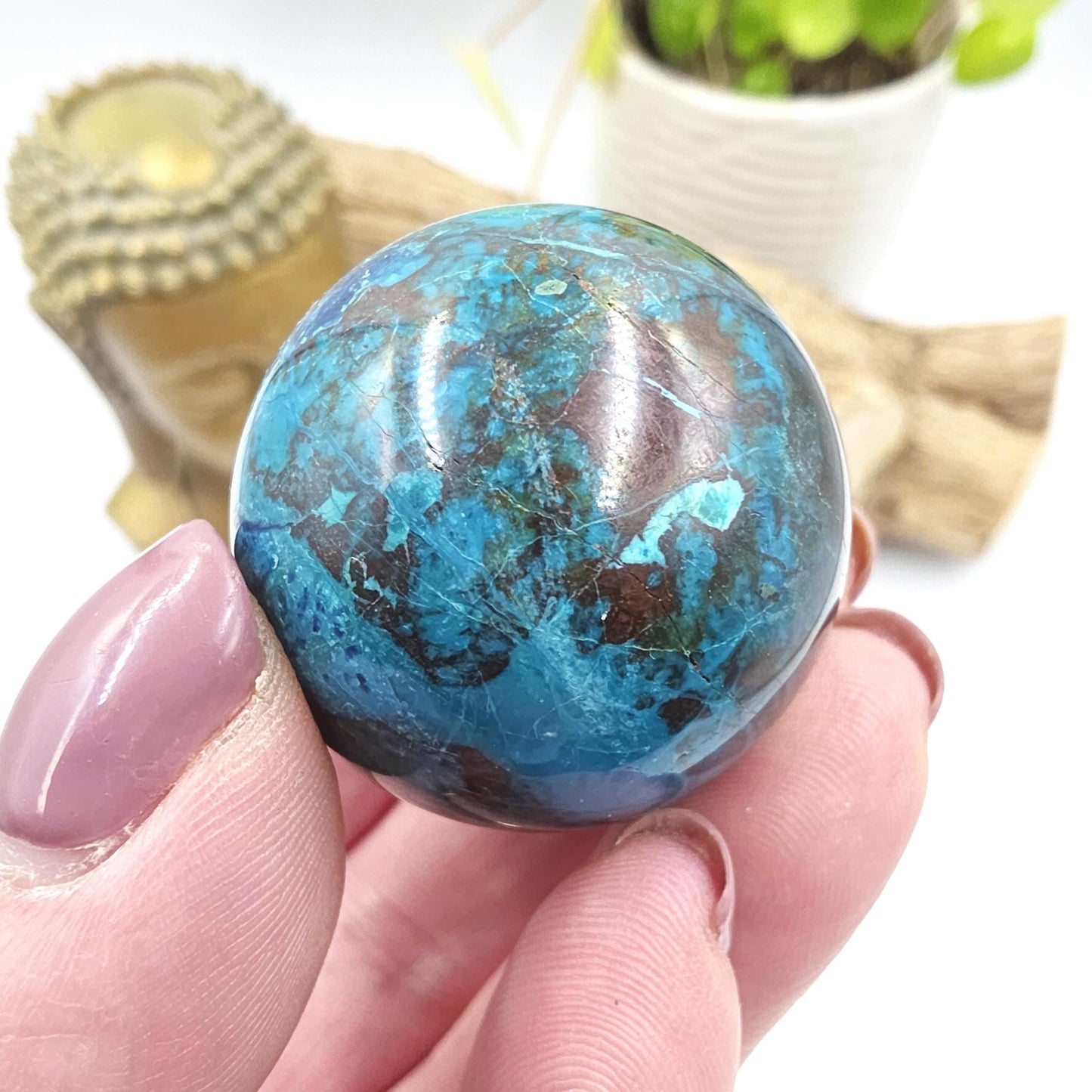 Phoenix Turquoise Sphere – Transformation, Strength & Heart Chakra Energy Crystal, 35mm