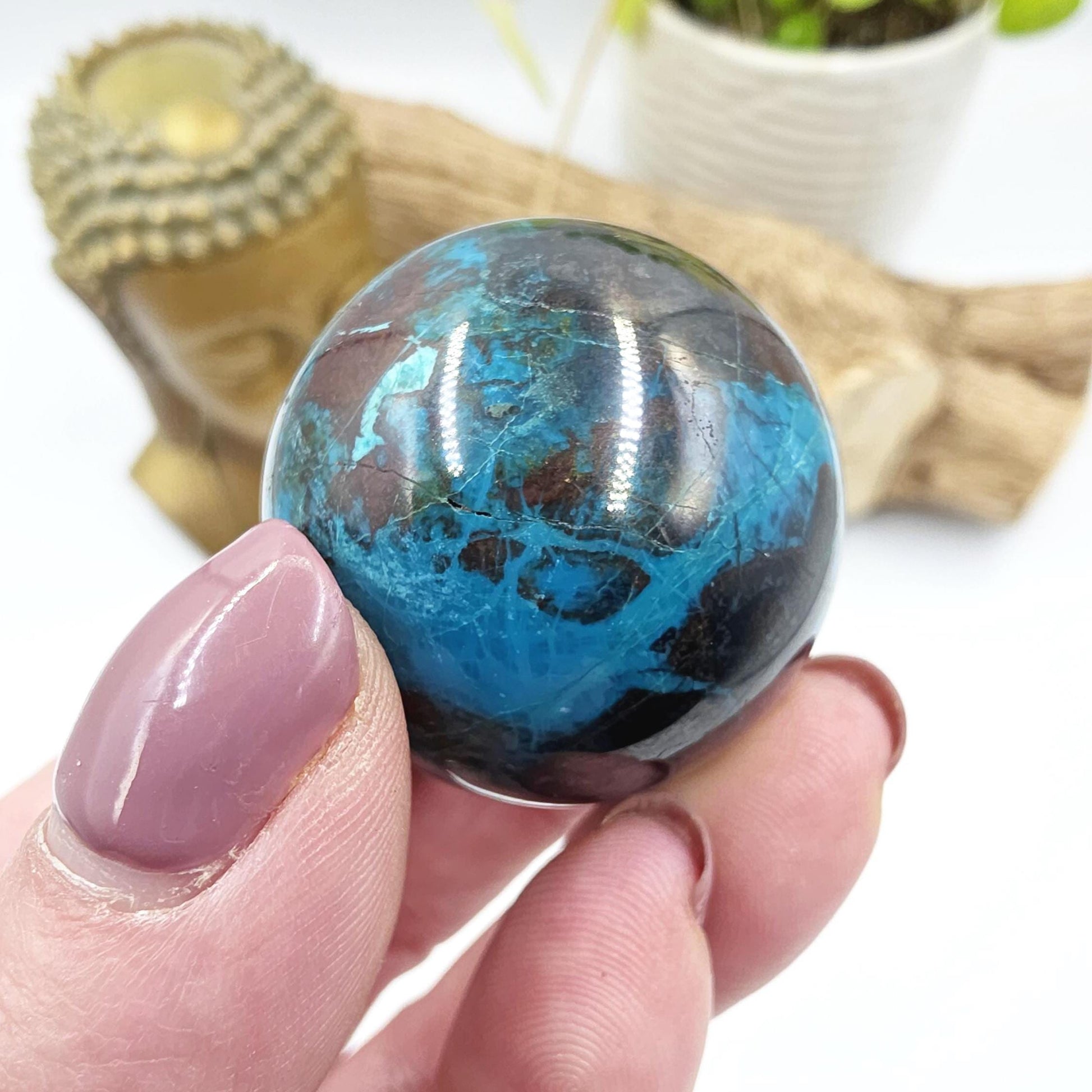 Phoenix Turquoise Sphere – Transformation, Strength & Heart Chakra Energy Crystal, 35mm