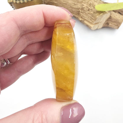 Golden Healer Palm Stone – Deep Healing & Spiritual Balance Crystal, 75g