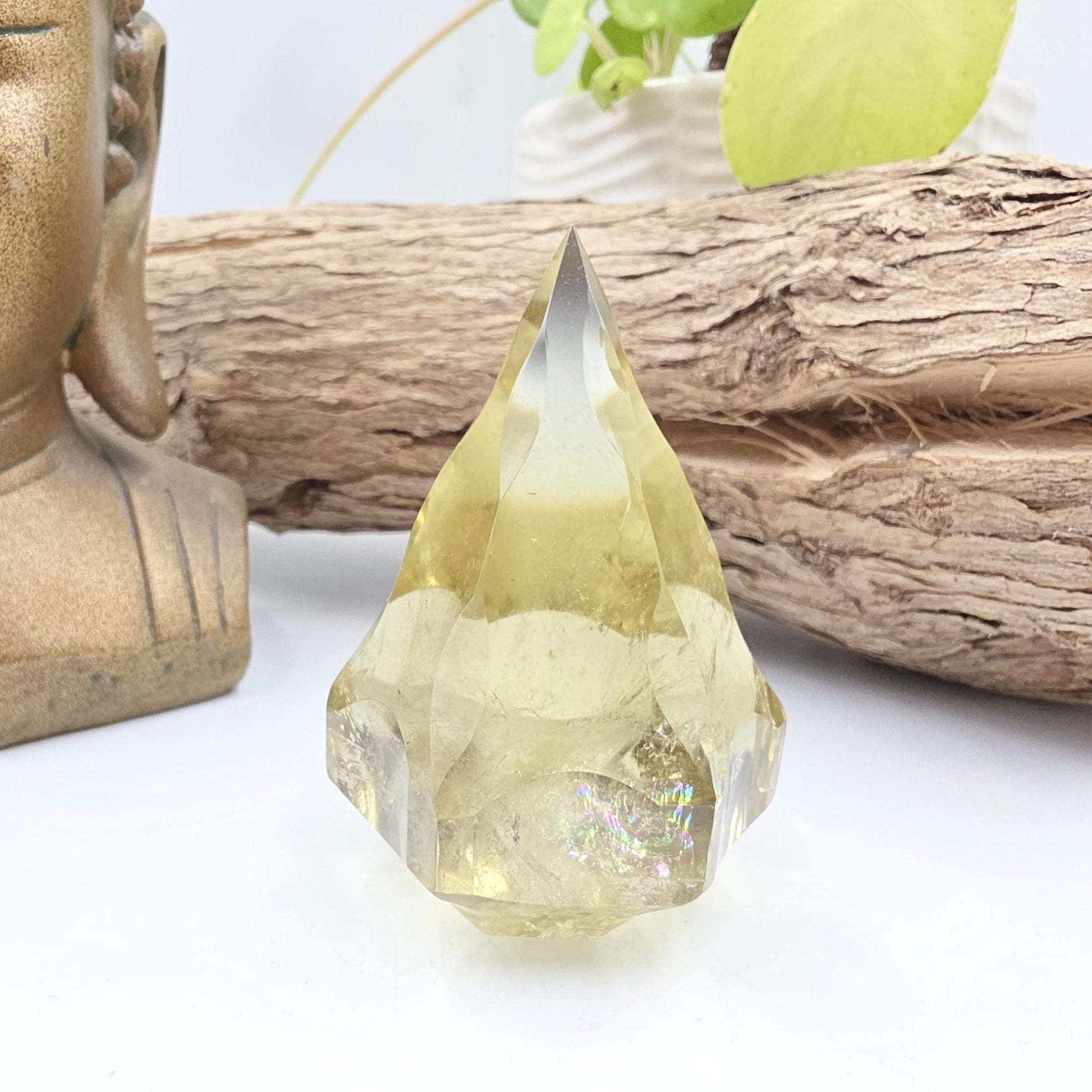 Faceted Clear Quartz Diamond – Energy Amplification, Clarity & Healing Crystal, 130g
