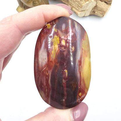 Mookaite Jasper Palm Stone – Strength, Grounding & Emotional Balance Crystal, 100g