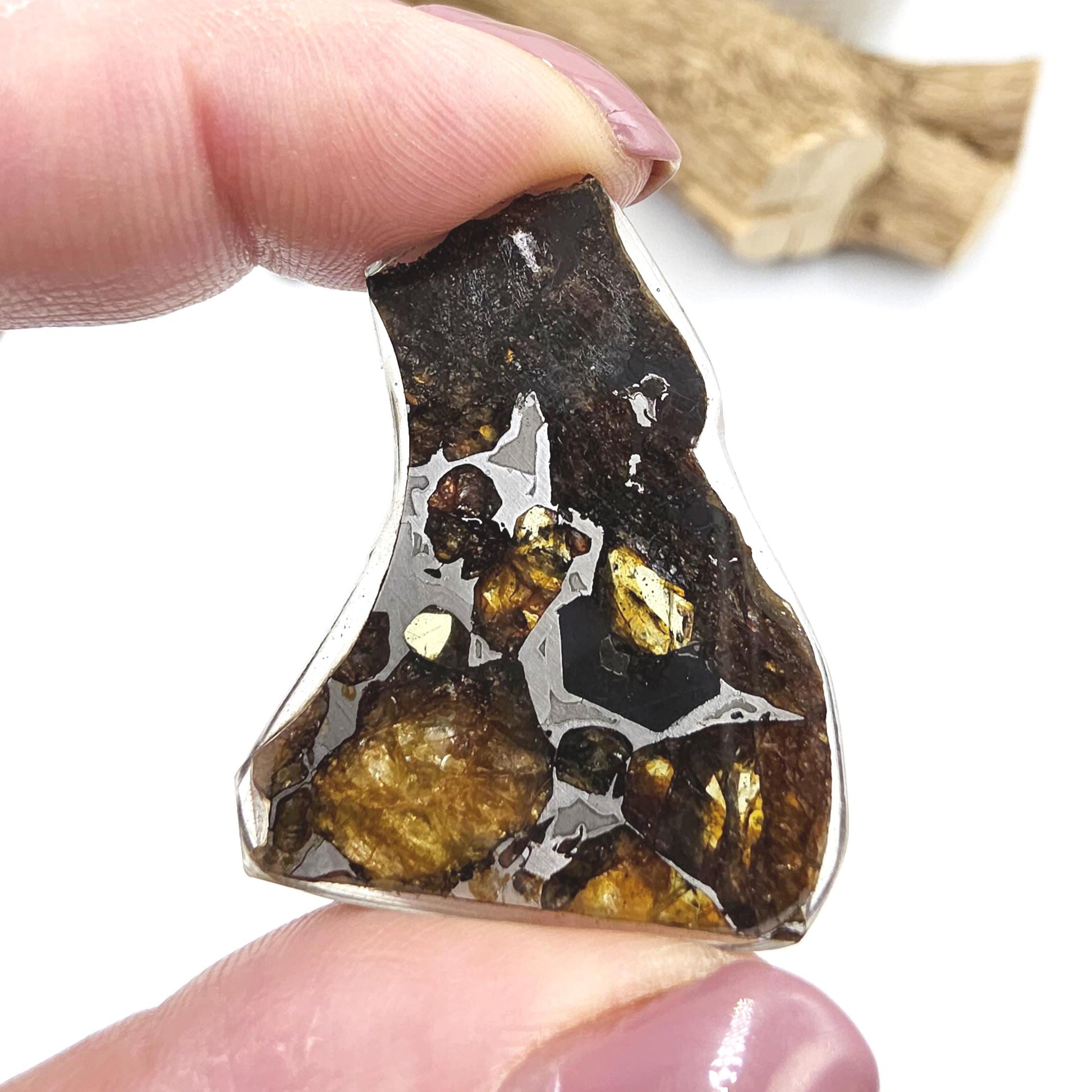 Rare Seymchan Meteorite Specimen – Cosmic Energy & Transformation Crystal, 6.5g