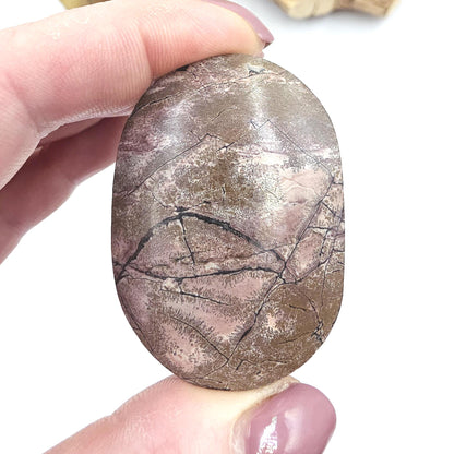 Picture Jasper Palm Stone – Grounding, Stability & Earth Connection Crystal, 55g