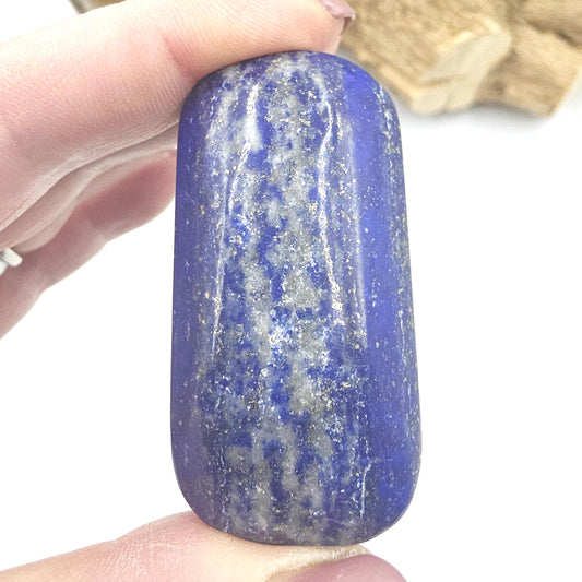 Lapis Lazuli Palm Stone – Wisdom, Intuition & Spiritual Awareness Crystal, 75g