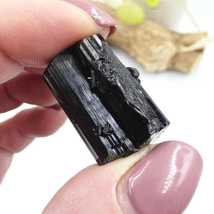 Mini Black Tourmaline Piece – High Grade Raw Crystal for Jewellery Making, Protection & Grounding, 17g