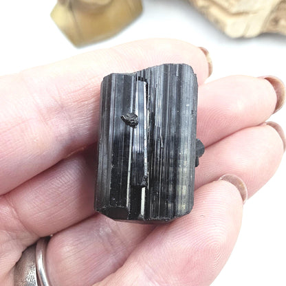 Mini Black Tourmaline Piece – High Grade Raw Crystal for Jewellery Making, Protection & Grounding, 17g