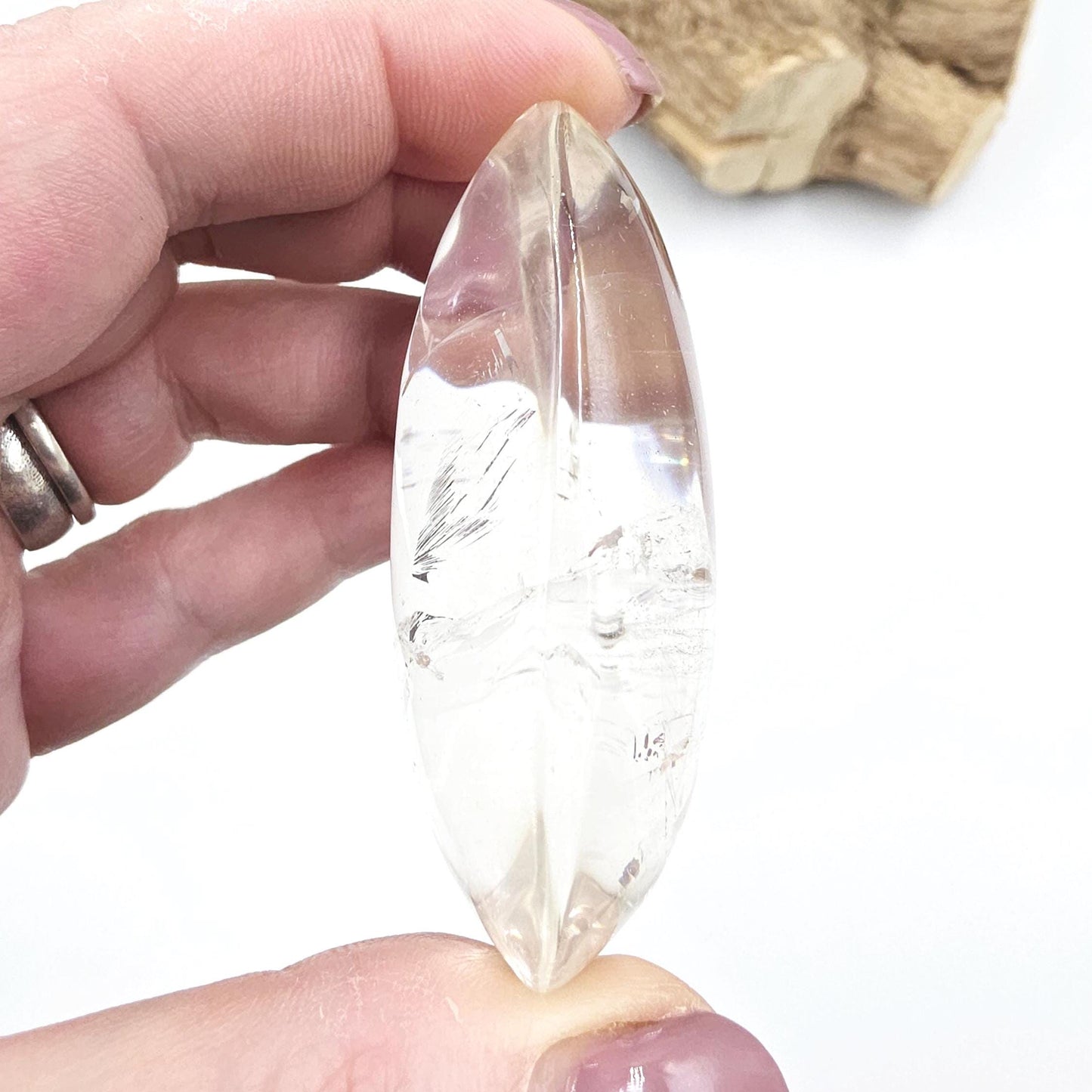 Clear Quartz Palm Stone – Clarity, Energy Amplification & Healing Crystal, 85g