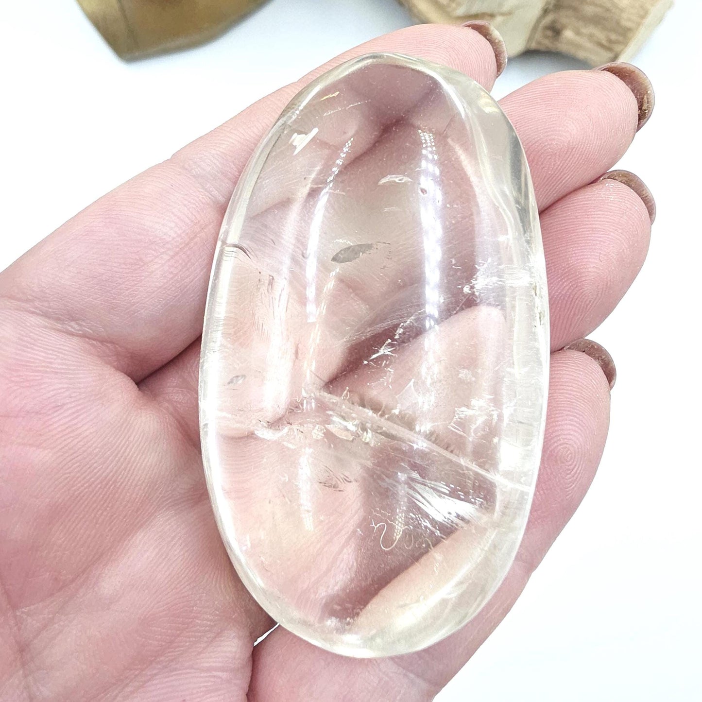 Clear Quartz Palm Stone – Clarity, Energy Amplification & Healing Crystal, 85g