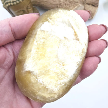 Large Golden Mica (Muscovite) Palm Stone – Confidence, Clarity & Emotional Strength Healing Crystal, 205g
