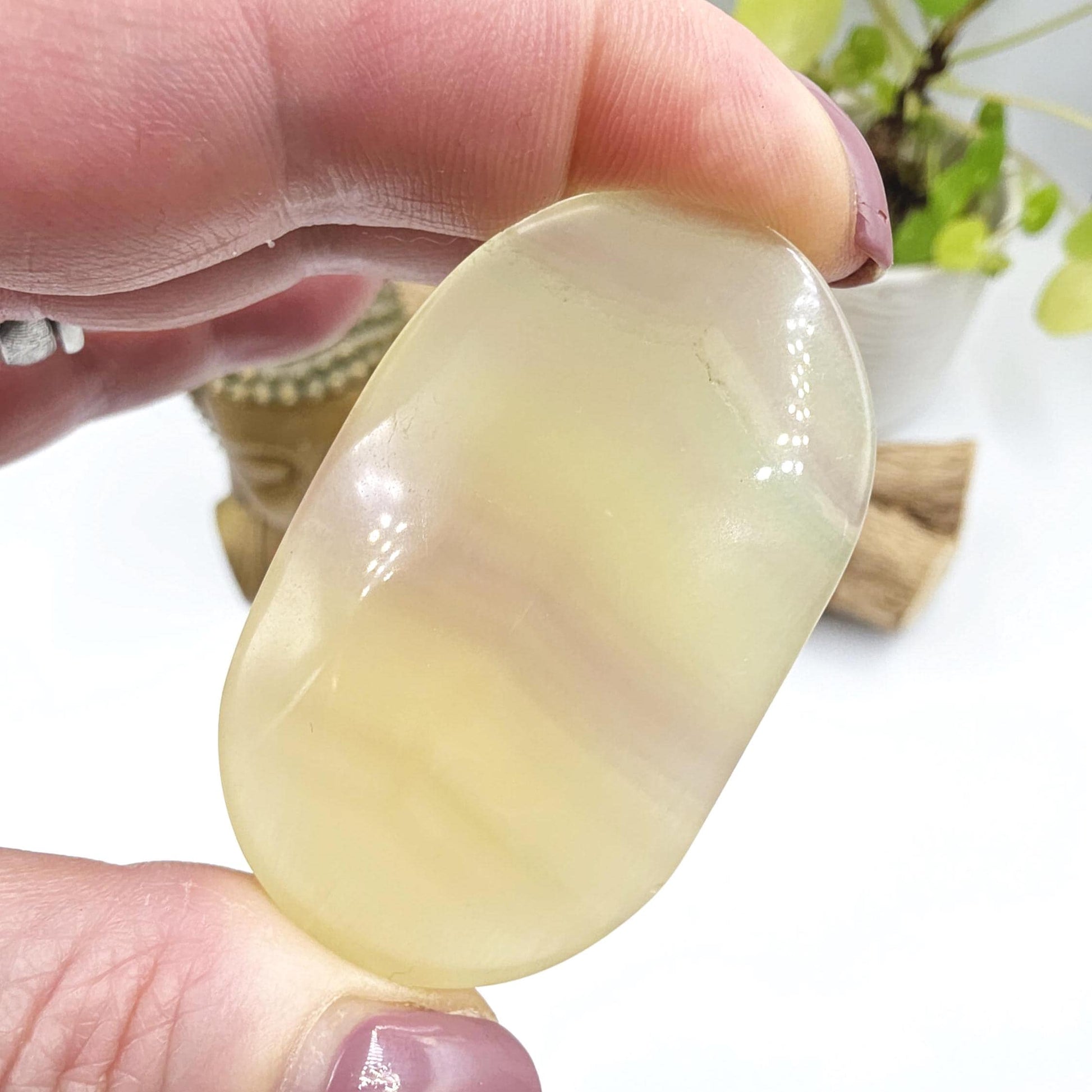 Yellow Fluorite Palm Stone – Clarity, Confidence & Emotional Balance Crystal, 55g