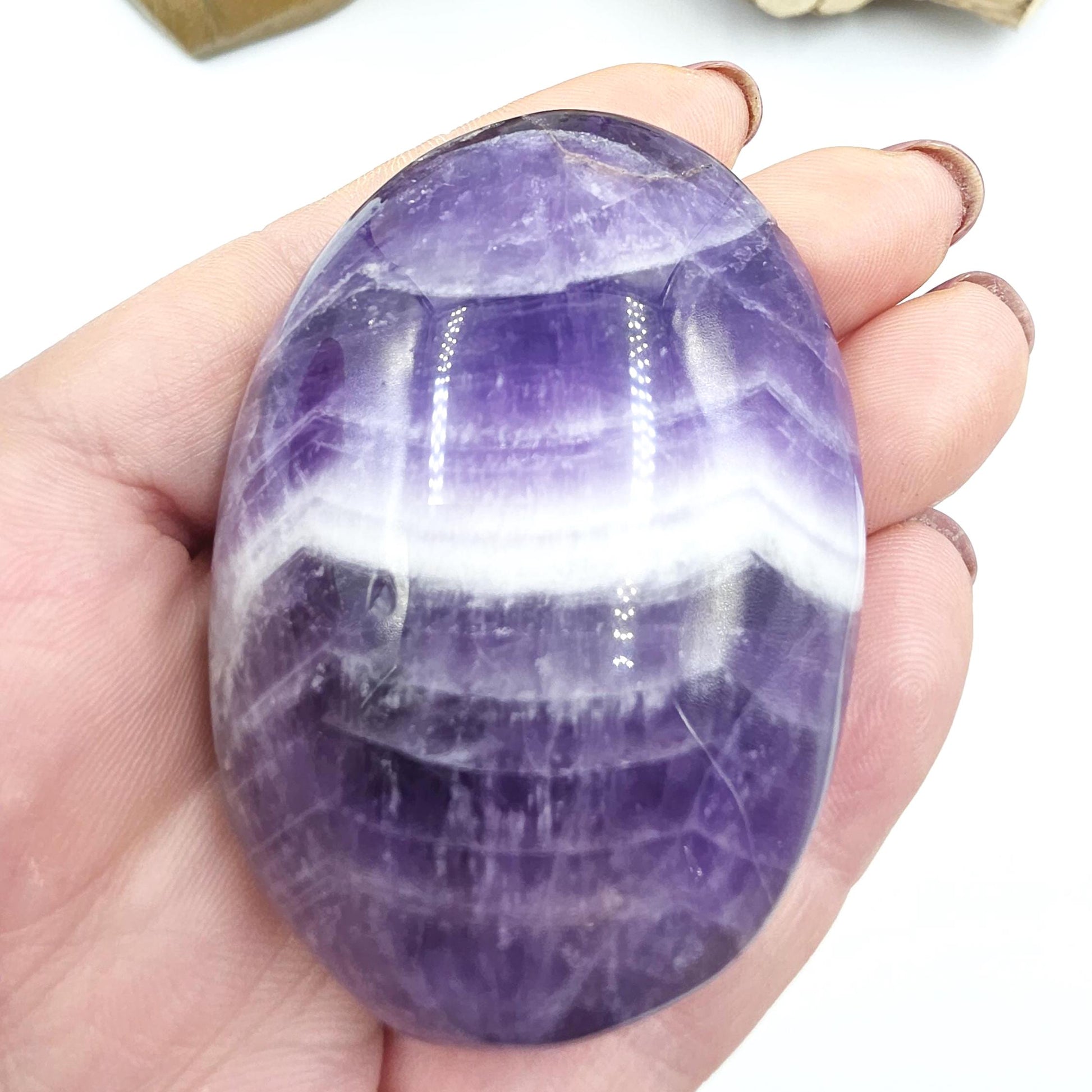 Dream Amethyst (Chevron) Palm Stone – Intuition, Calm & Spiritual Clarity Crystal, 110g
