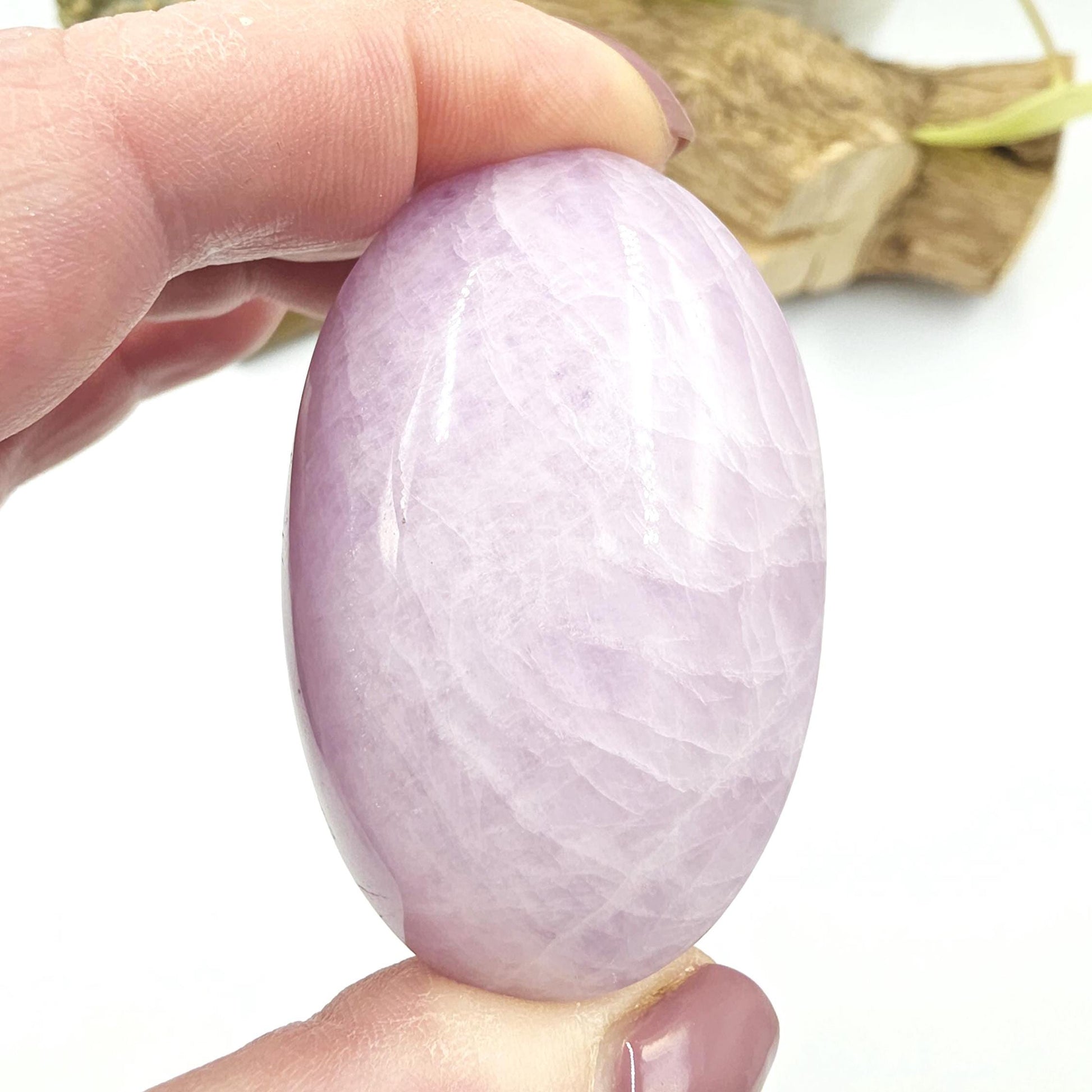 Flashy Kunzite Crystal Palm Stone - Heart Chakra & Emotional Healing Crystal, 100g
