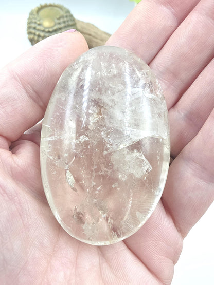 Manifestation Clear Quartz Palm Stone with Internal Crystal Growth & Rainbows – Healing and Manifestation Crystal, 100g