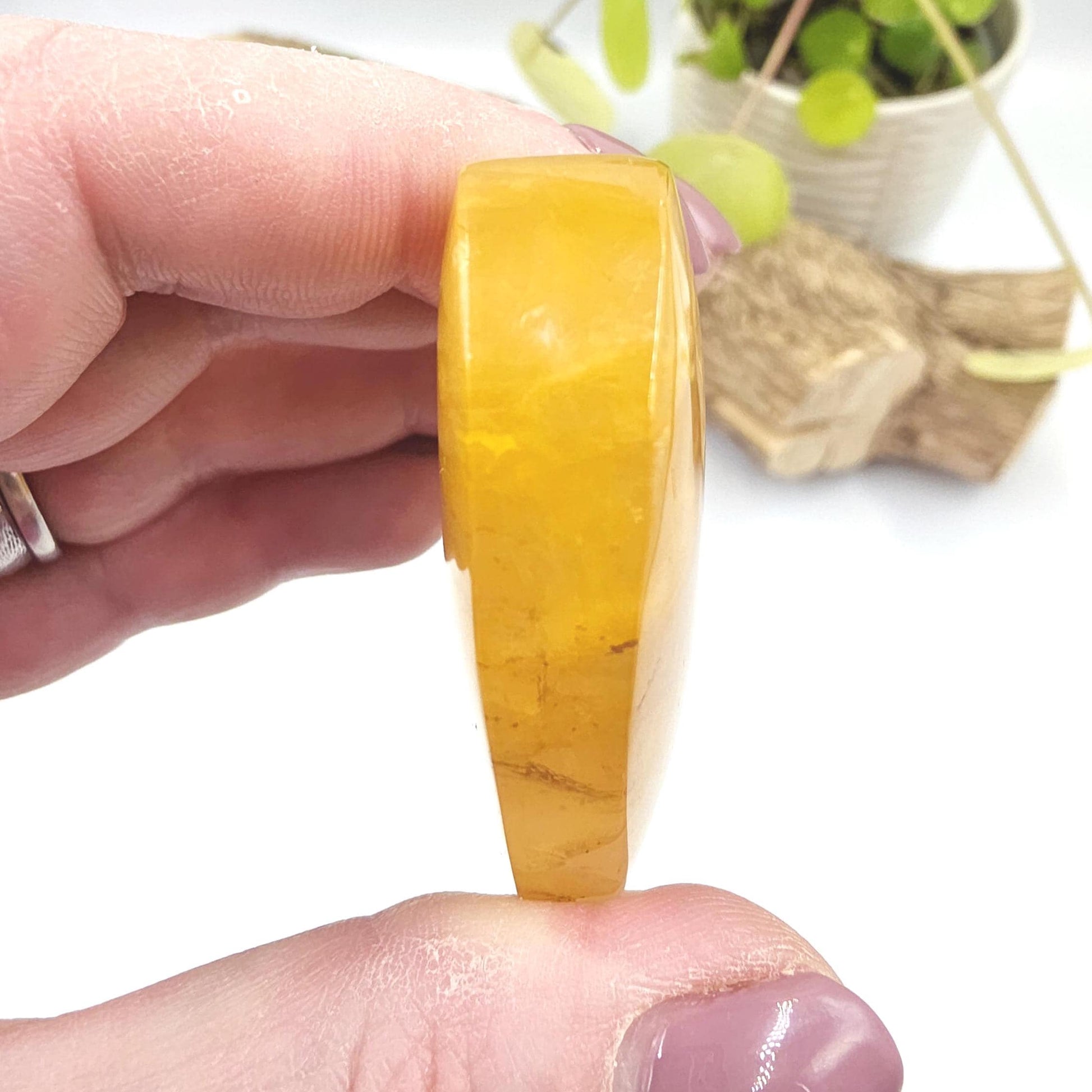 High Grade Golden Healer Quartz Heart – Healing, Energy Amplification & Chakra Alignment Crystal, 70g
