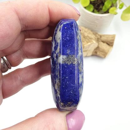 Lapis Lazuli Palm Stone – Wisdom, Intuition & Spiritual Awareness Crystal, 80g