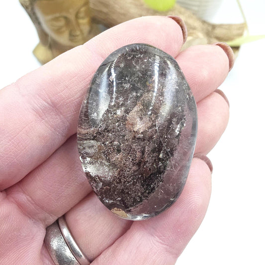 Mini Garden Quartz (Lodolite) Palm Stone – Manifestation, Clarity & Inner Journey Healing Crystal, 30g