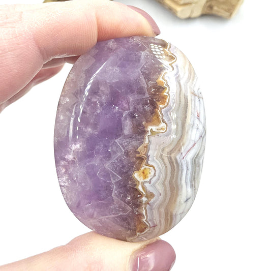 Amethyst Agate Palm Stone – Calm, Protection & Spiritual Healing Crystal, 85g