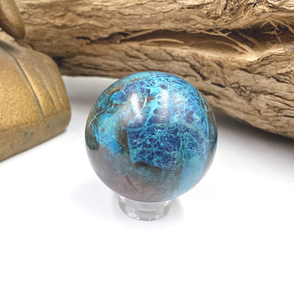 Phoenix Turquoise Sphere – Transformation, Strength & Heart Chakra Energy Crystal, 35mm