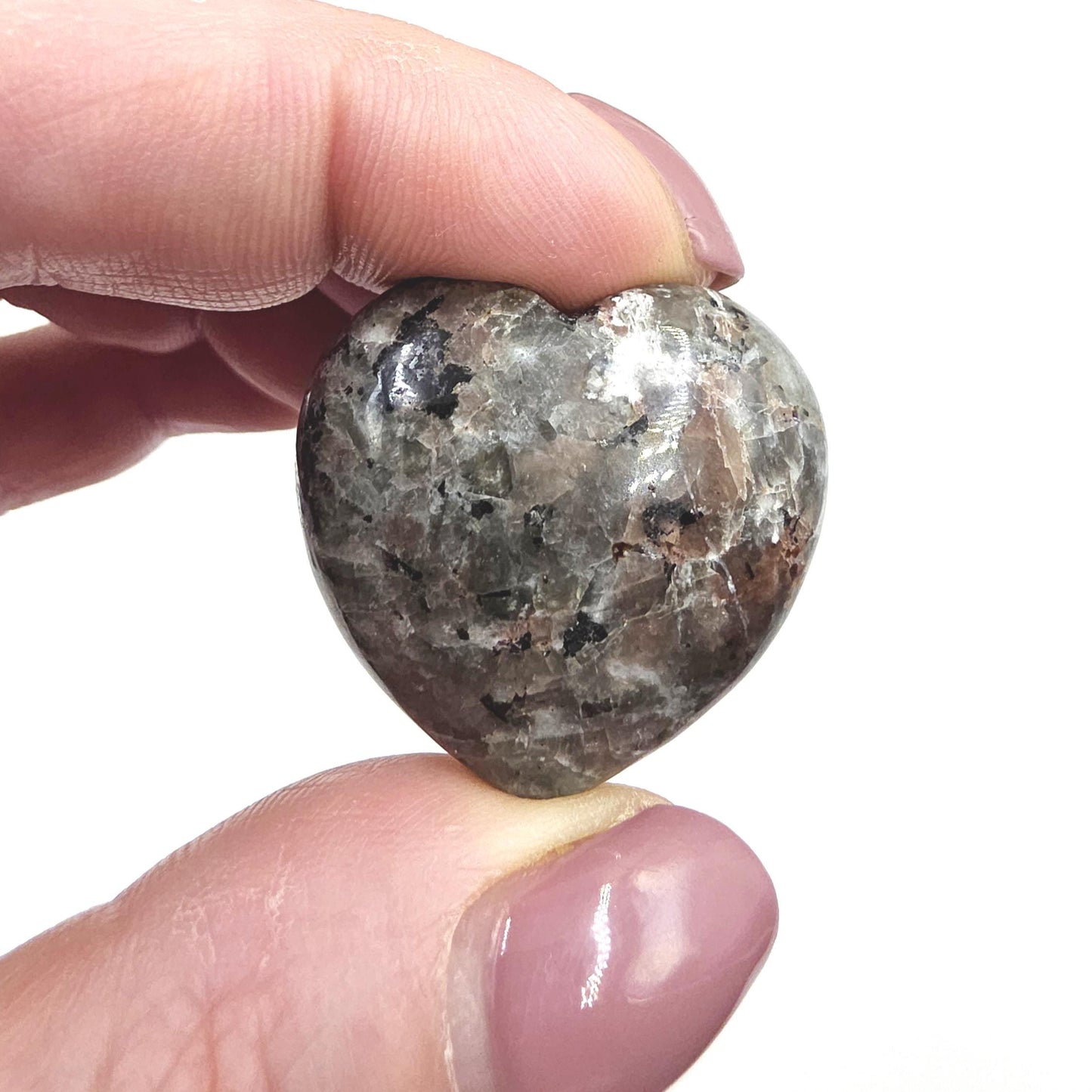 Yooperlite (UV Reactive) Crystal Heart – Transformation, Calm & Spiritual Awareness Crystal, 30mm