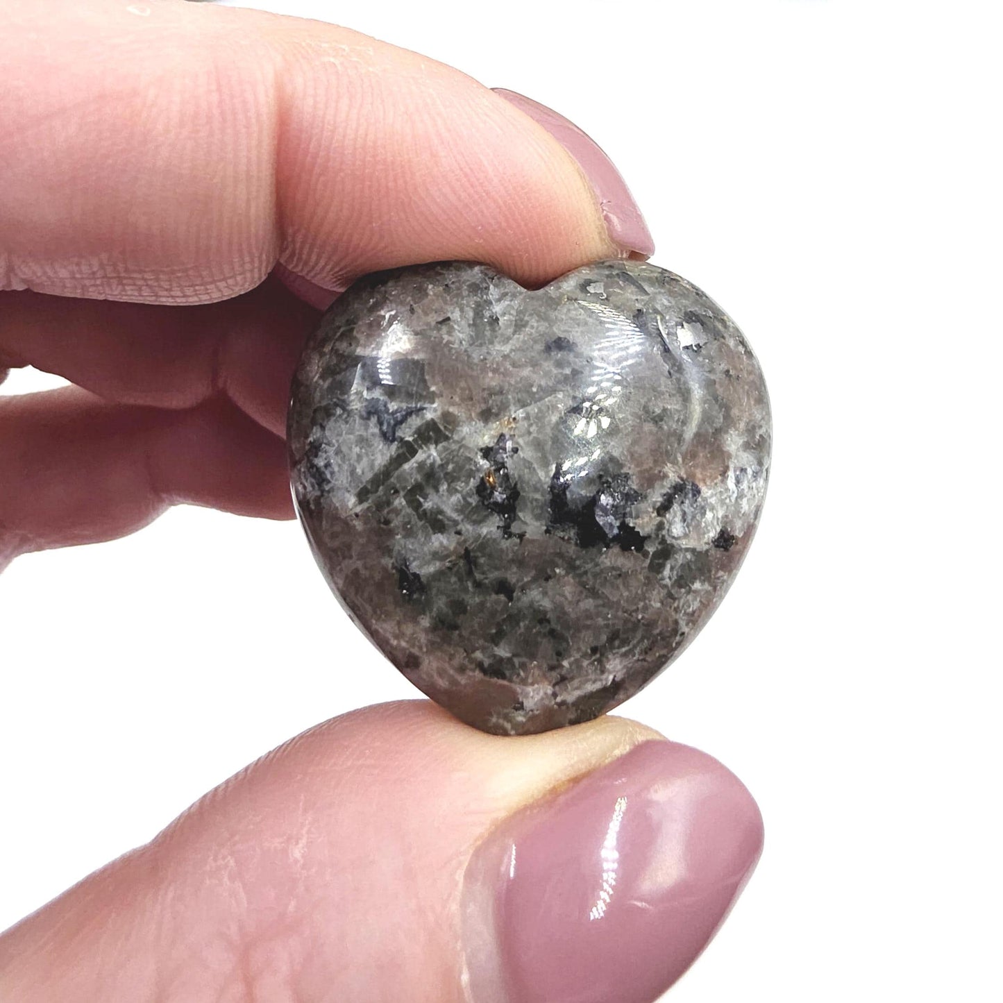 Yooperlite (UV Reactive) Crystal Heart – Transformation, Calm & Spiritual Awareness Crystal, 30mm
