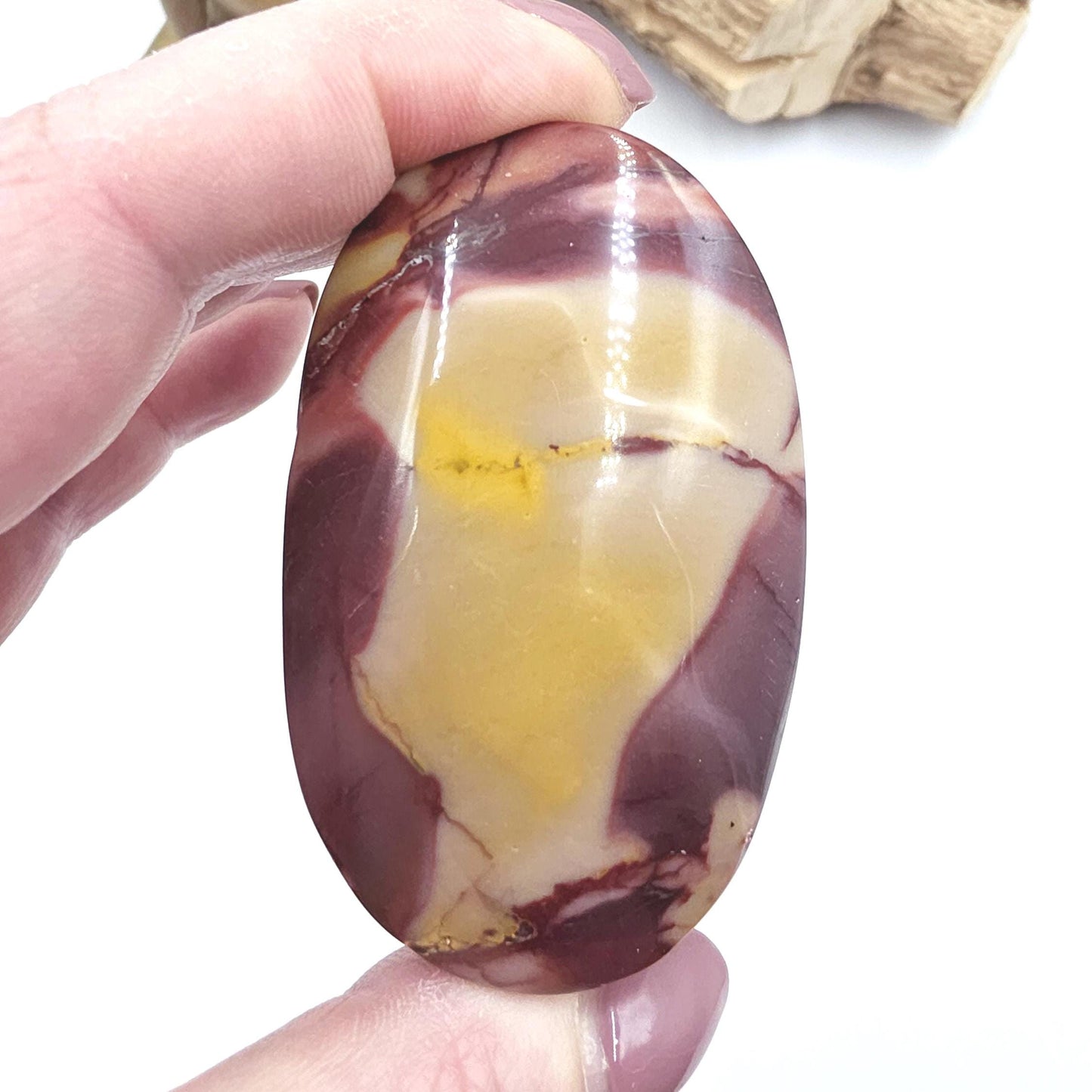 Mookaite Jasper Palm Stone – Strength, Grounding & Emotional Balance Crystal, 115g