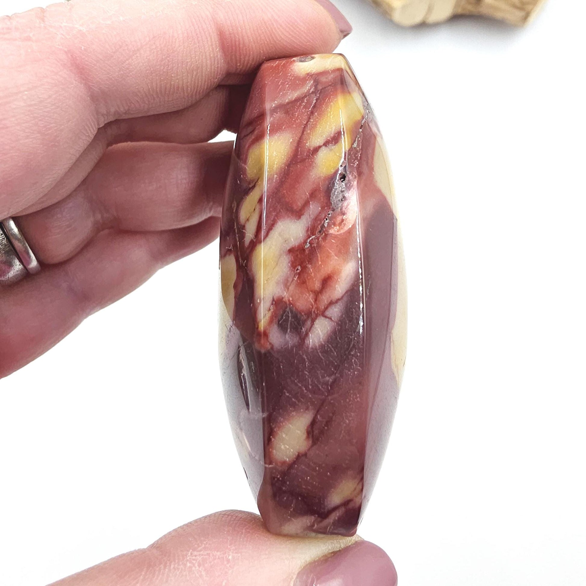 Mookaite Jasper Palm Stone – Strength, Grounding & Emotional Balance Crystal, 115g