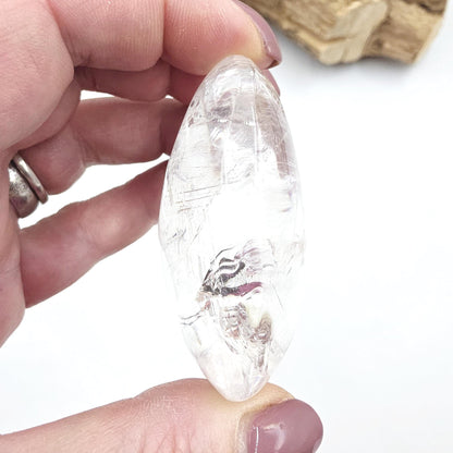 Clear Quartz Palm Stone – Clarity, Energy Amplification & Healing Crystal, 105g