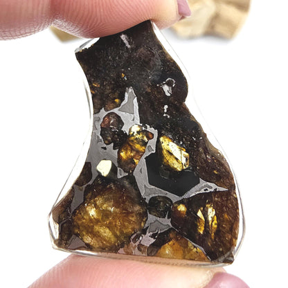 Rare Seymchan Meteorite Specimen – Cosmic Energy & Transformation Crystal, 6.5g