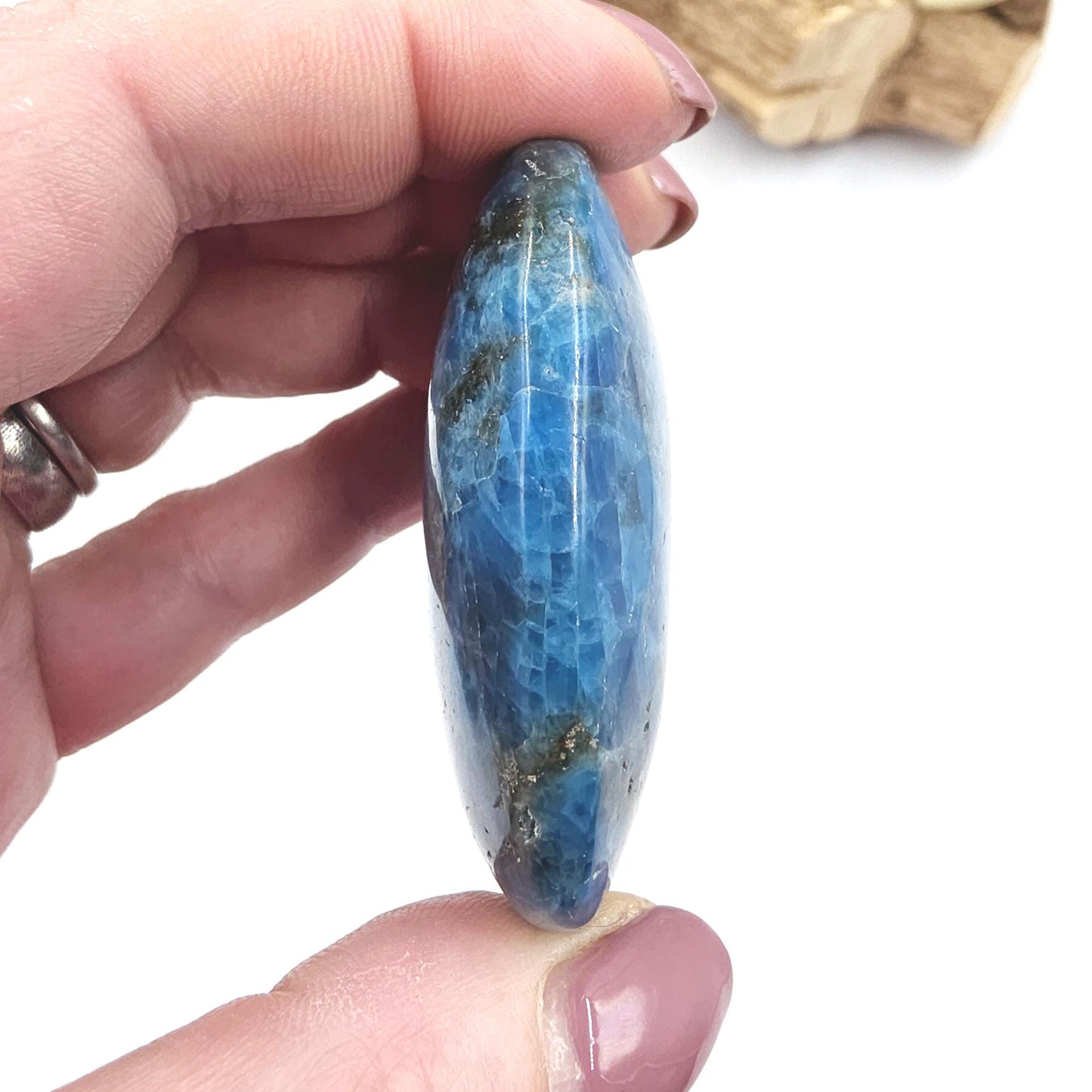 Blue Apatite Palm Stone – Motivation, Clarity & Spiritual Awareness Crystal, 80g