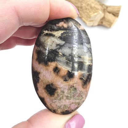 Rhodonite Palm Stone – Emotional Healing, Compassion & Grounded Heart Support Crystal, 60g