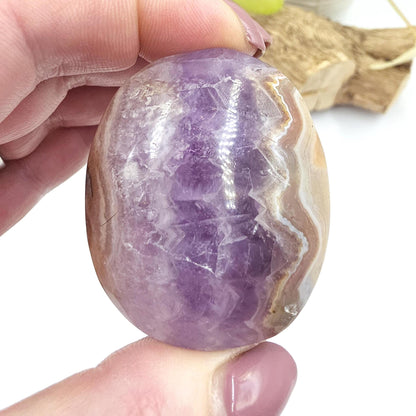 Amethyst Agate Palm Stone – Calm, Protection & Spiritual Healing Crystal, 70g