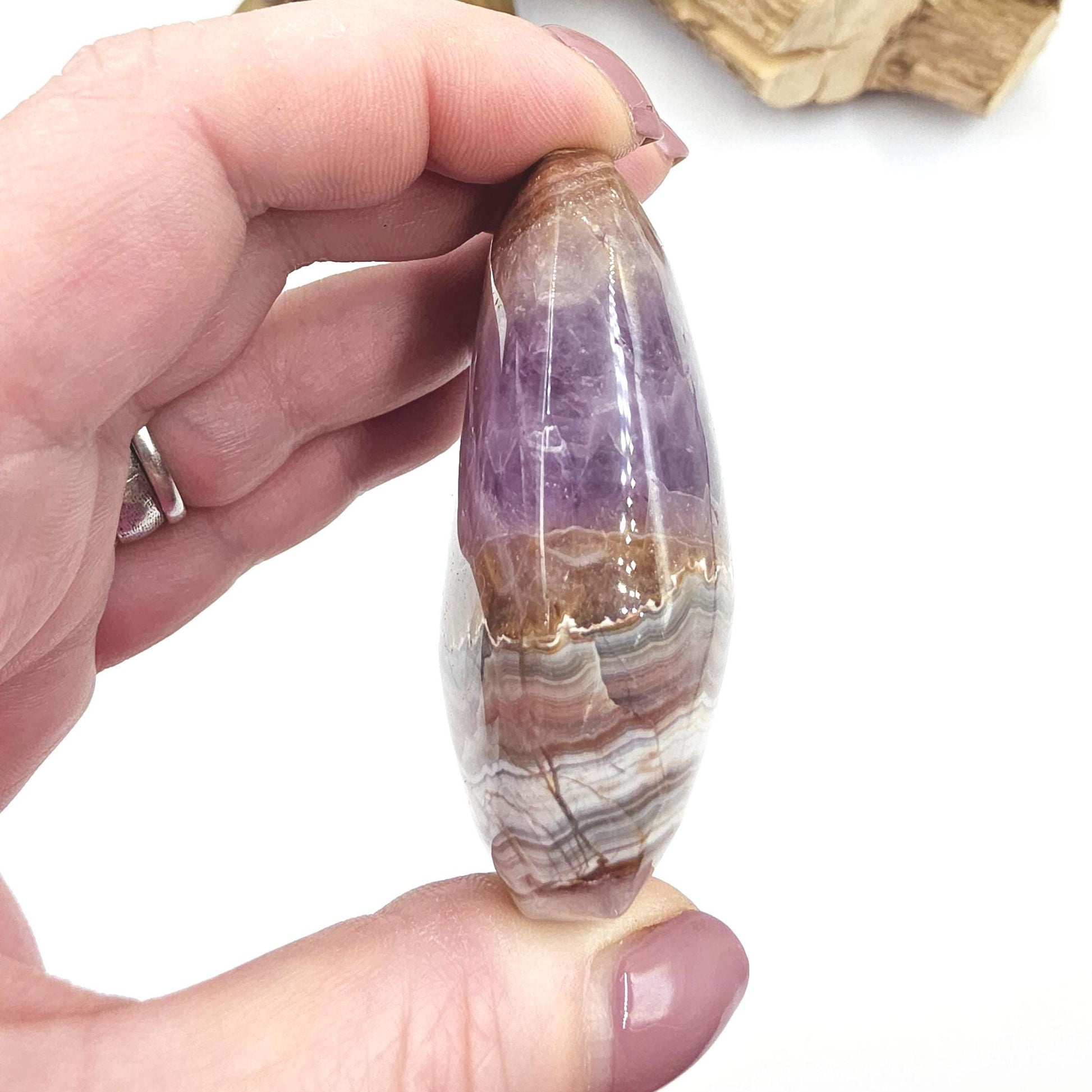 Large Amethyst Agate Palm Stone – Calm, Protection & Spiritual Healing Crystal, 130g