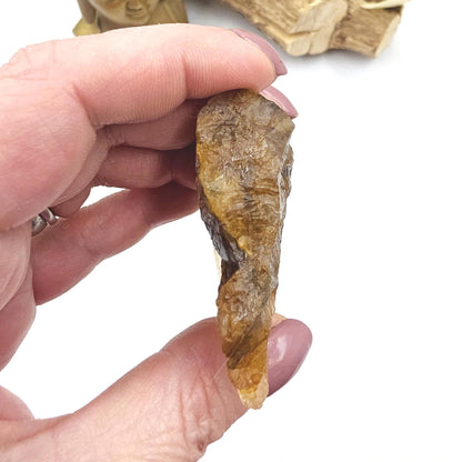 Raw Golden Healer Quartz – Deep Healing, Energy Amplification & Spiritual Balance Crystal, 55g