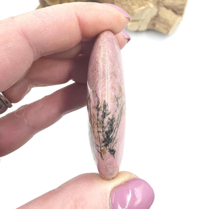 Rhodonite Palm Stone – Emotional Healing, Compassion & Grounded Heart Support Crystal, 60g