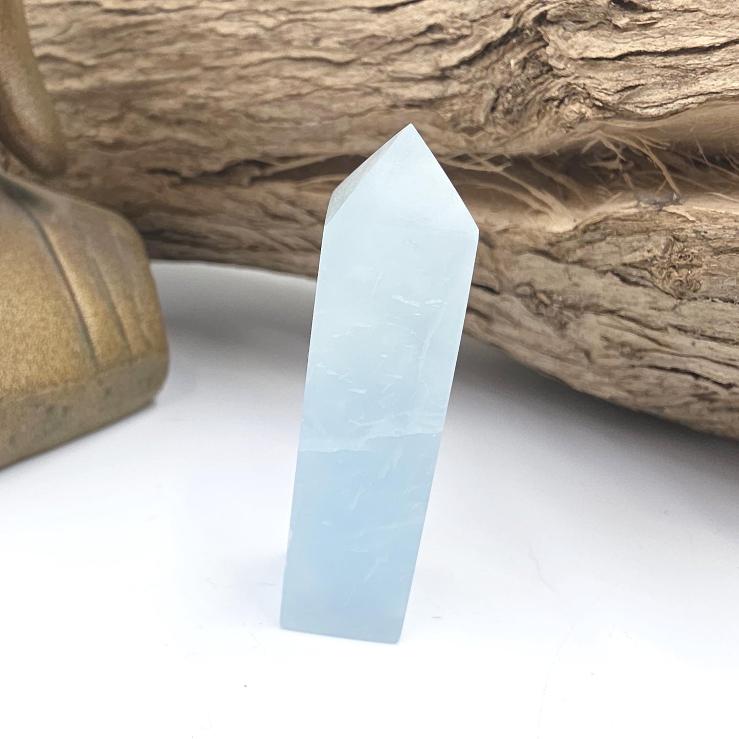 Aquamarine Tower – Calm, Communication & Emotional Balance Crystal, 23g