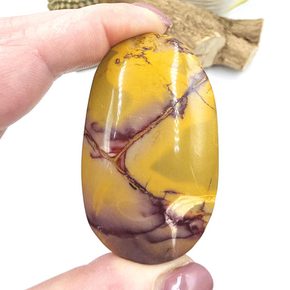 Mookaite Jasper Palm Stone – Strength, Grounding & Emotional Balance Crystal, 100g