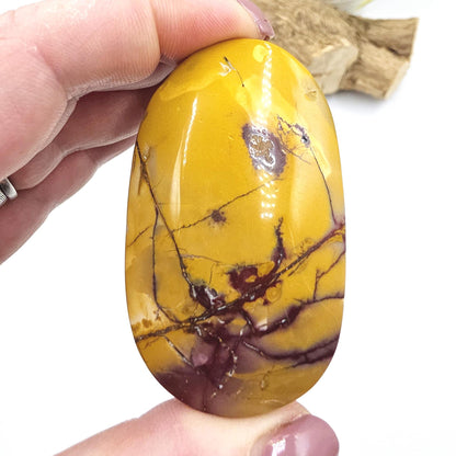 Mookaite Jasper Palm Stone – Strength, Grounding & Emotional Balance Crystal, 100g