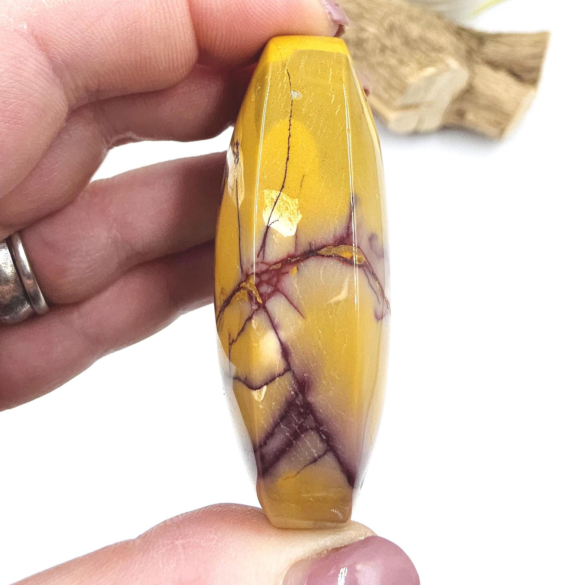 Mookaite Jasper Palm Stone – Strength, Grounding & Emotional Balance Crystal, 100g